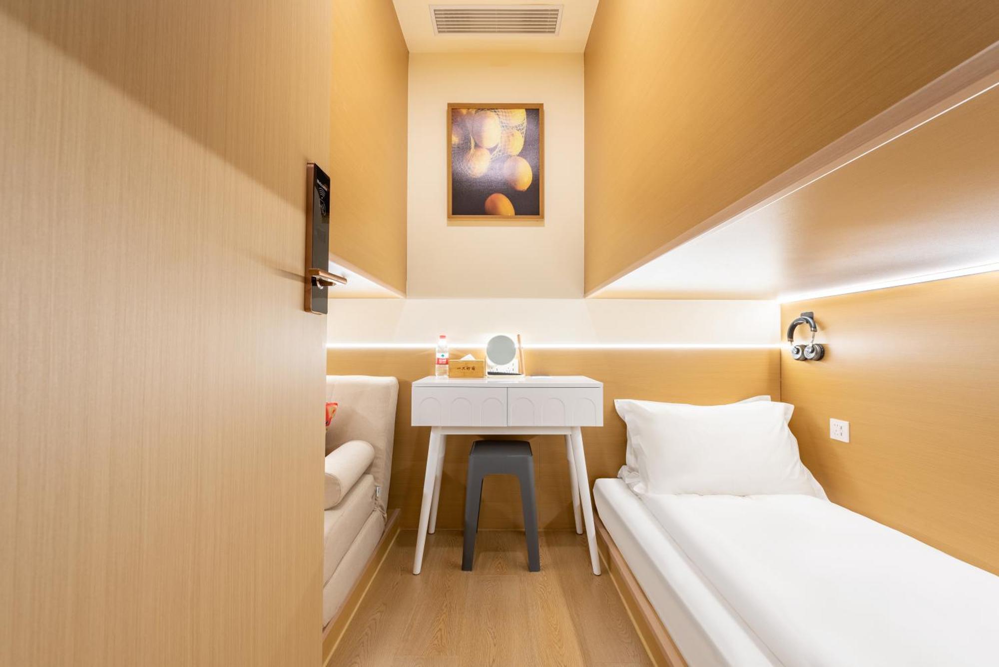 Lemon Hotel - Metro Line 1 Line 7 Changshu Road 200 Meters Shanghai Buitenkant foto